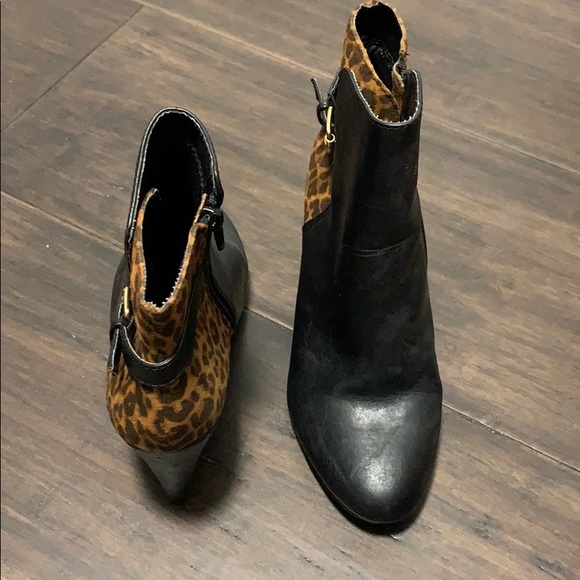 Leopard Booties - Picture 2 of 4